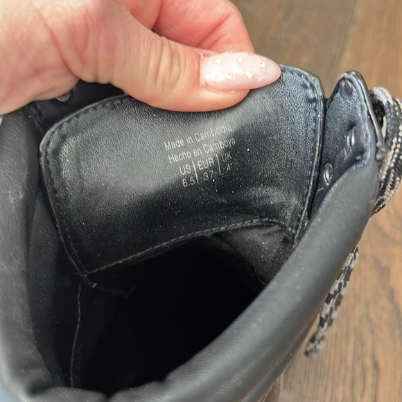 Aldo boots - Picture 2 of 2